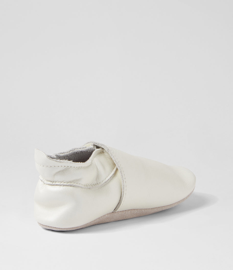 Simple Shoe - Soft Sole - Pearl