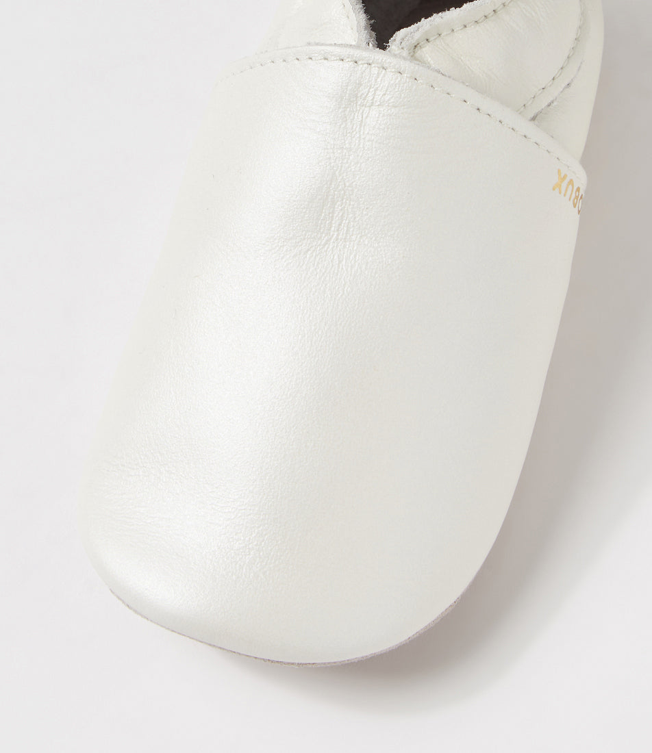 Simple Shoe - Soft Sole - Pearl